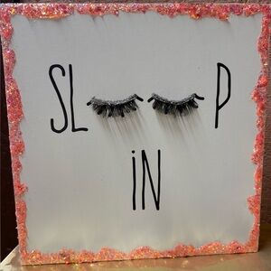 Decorative Eyelash Wall Art Sign - Pink Glitter Border